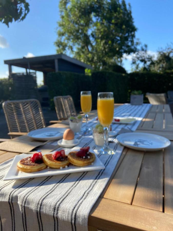 Betuwsch Badhuys Bed & Breakfast Lienden Екстериор снимка