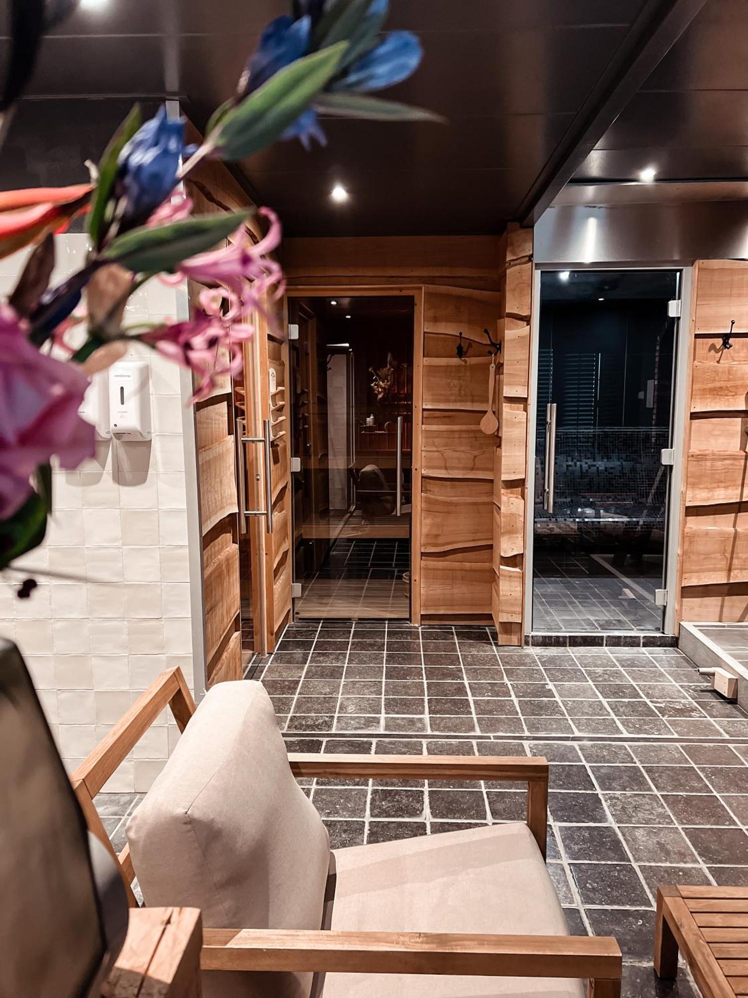 Betuwsch Badhuys Bed & Breakfast Lienden Екстериор снимка